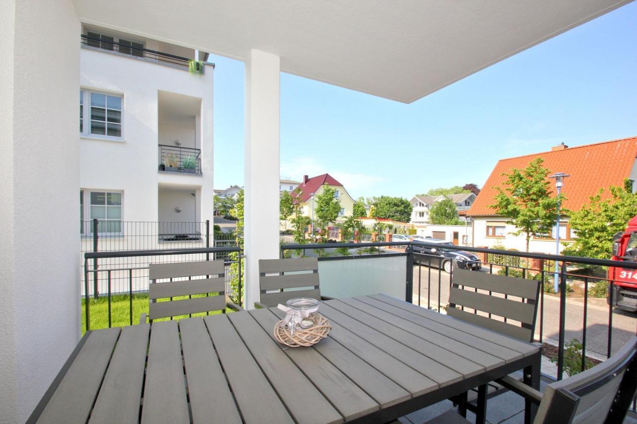 Zentrale Fewo Mit Terrasse, Gratis Nutzung Vom Ahoi Erlebnisbad Und Sauna In Sellin - Villa Anni Fewo 02 Goehren  Ngoại thất bức ảnh