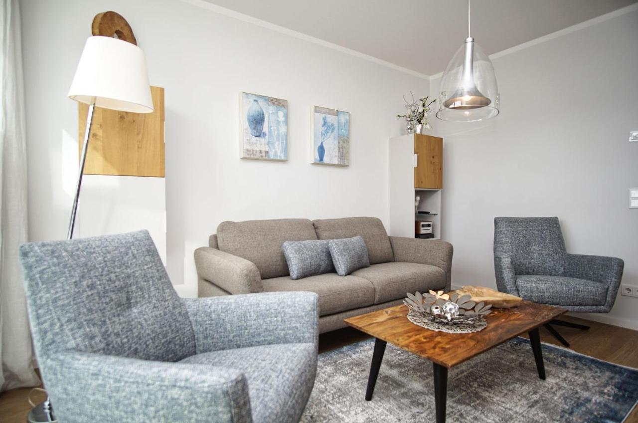 Zentrale Fewo Mit Terrasse, Gratis Nutzung Vom Ahoi Erlebnisbad Und Sauna In Sellin - Villa Anni Fewo 02 Goehren  Ngoại thất bức ảnh